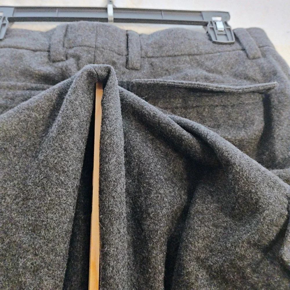 Banana Republic Mens 33x25 Black Wool Blend Emerson Straight Cargo Chino Pants